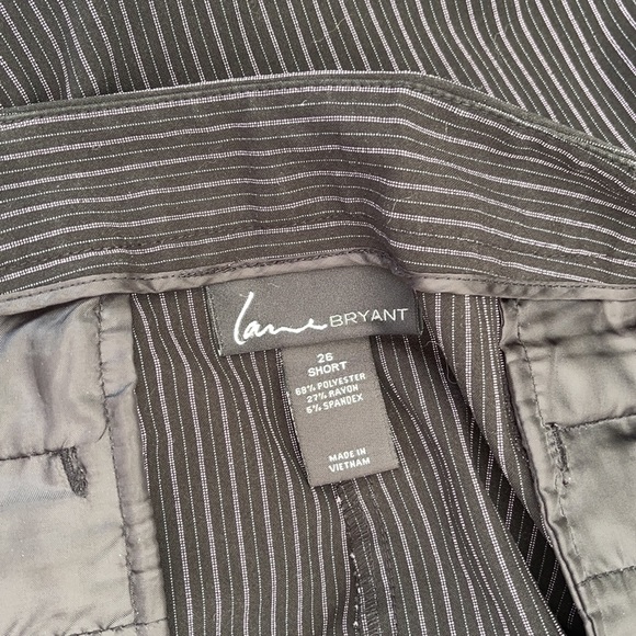 ***SOLD***Cute Dressy Pants - Picture 3 of 3